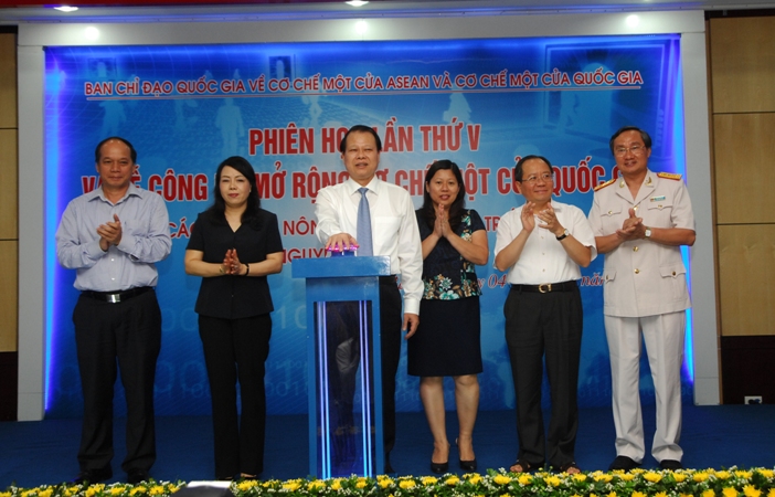 Phó Thủ tướng Vũ Văn Ninh Đẩy nhanh kết nối cơ chế một cửa quốc gia là hết sức cần thiết